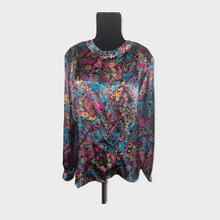 Load image into Gallery viewer, Vintage Paisley Print Blouse
